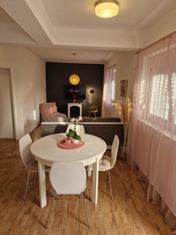 Apartment Dome Biograd Na Moru Eksteriør billede